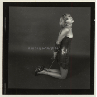 Slim Blonde Semi Nude In Lacquer Bodice*3 / Hogtie - BDSM (Vintage Contact Sheet Photo 1970s)