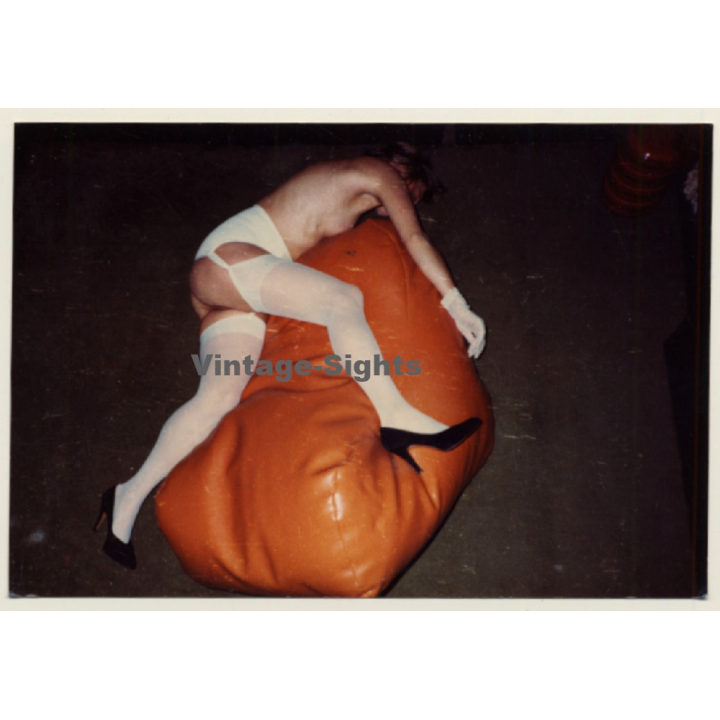 Funny Take Of Nude Female On Bean Bag / Nylons (Vintage Photo Germany ~1980s)