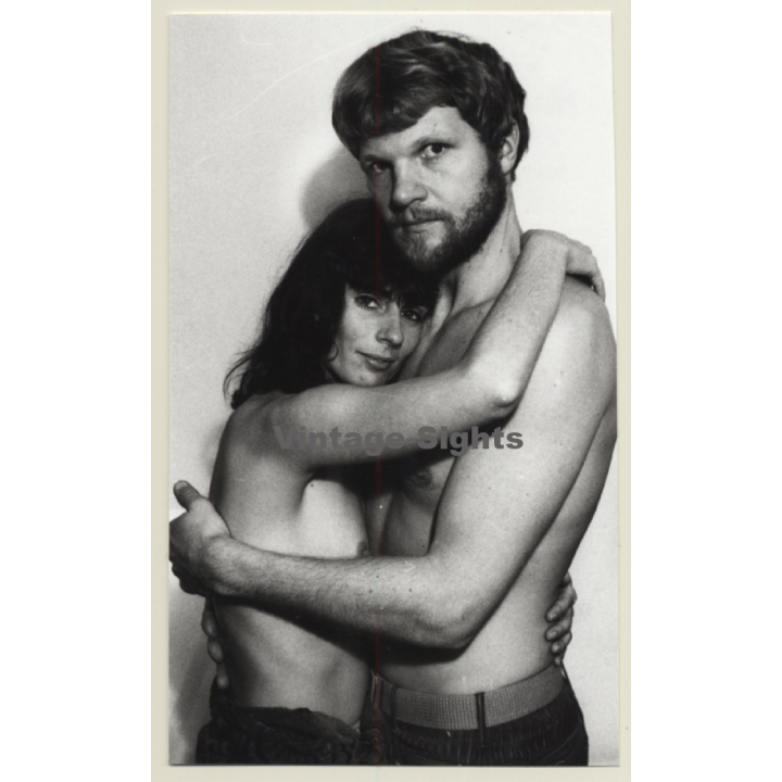 Jerri Bram (1942): Topless Lovers Embracing Each Other / Eyes (Vintage Photo ~1970s)