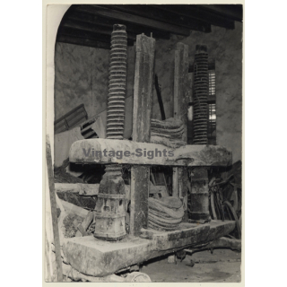 Llucmajor / Mallorca: Prensa Mostos Ca'n Pomaret / Must Press (Vintage Photo  ~1960s)