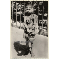 Madura / Indonesia: Petit Mendiant Professionel / Beggar - Ethnic (Vintage RPPC)