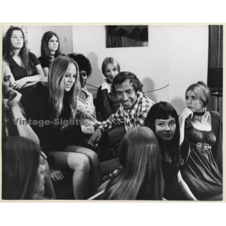 Roger Vadim, Margaret Markov & Aimée Eccles: Pretty Maids All In A Row (Vintage Photo 1971)