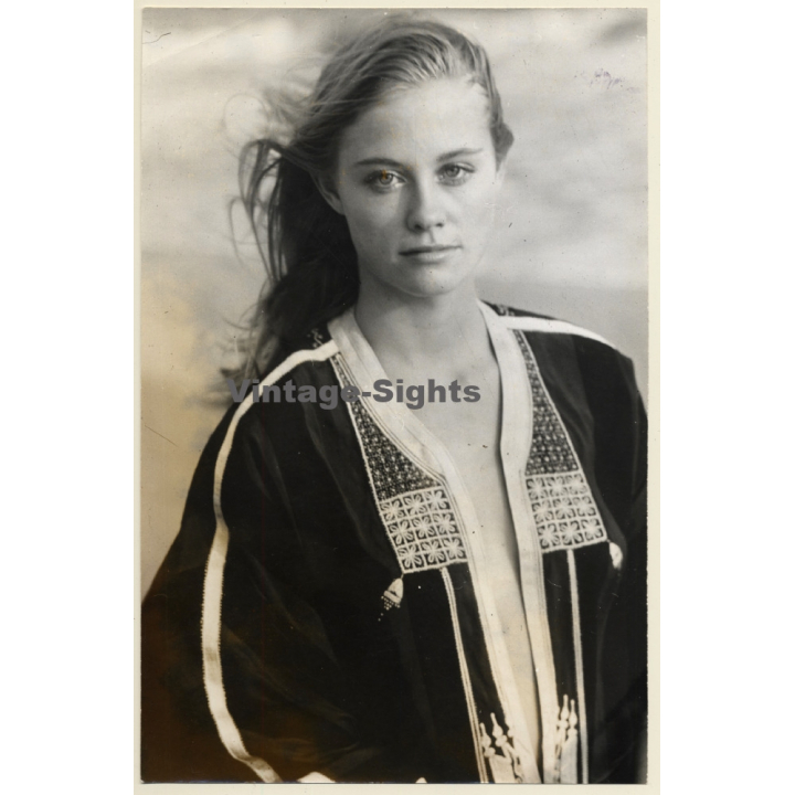 Young Cybill Shepherd / Asa Press (Vintage Photo ~1970)
