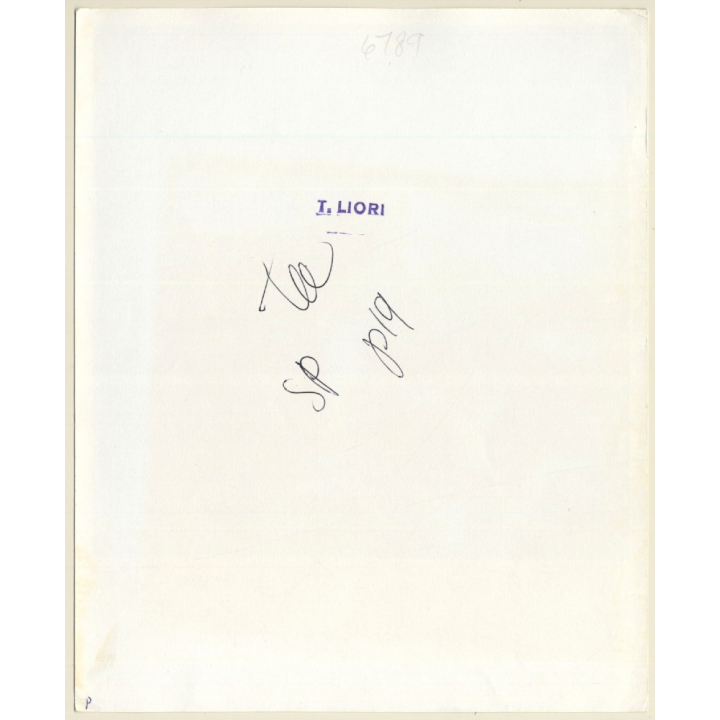 2 Slim Nudes In Boxing Ring / Socks - Legs - Lesbian INT (Vintage Photo Master B/W ~1970s)