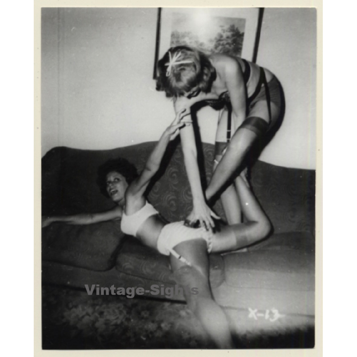 2 Slim Maids In Bondage & Spanking Session*7 / BDSM (2nd Gen.Photo ~1960s)
