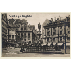 Augsburg / Germany: Augustusbrunnen - Kaiser's Kaffee (Vintage RPPC 1928)