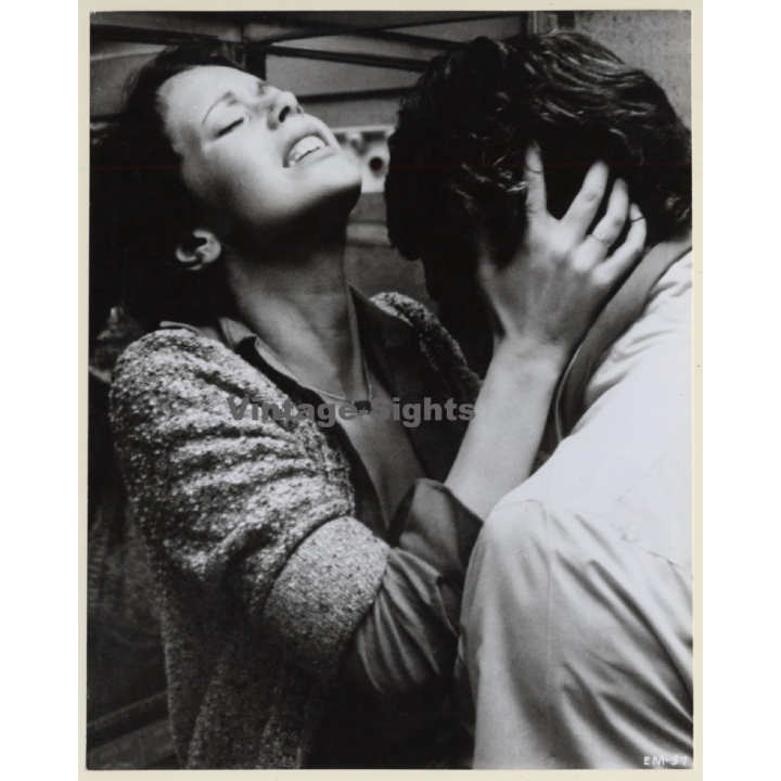 Sylvia Kristel: Emmanuelle (Vintage Erotic Movie Still Photo 1974)