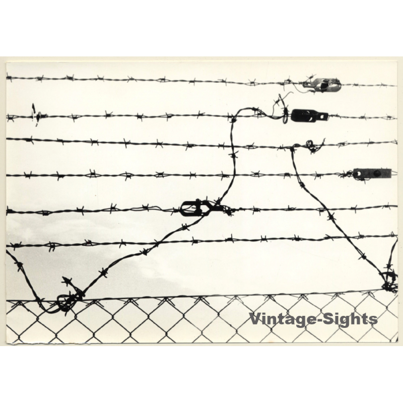 Jerri Bram (1942): Detail Of Barbed Wire Fence (Vintage Photo 1960s/1970s)