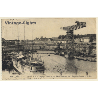 Brest: La Grue Et Le Duguay Trouin / Maritime Crane (Vintage PC 1920)