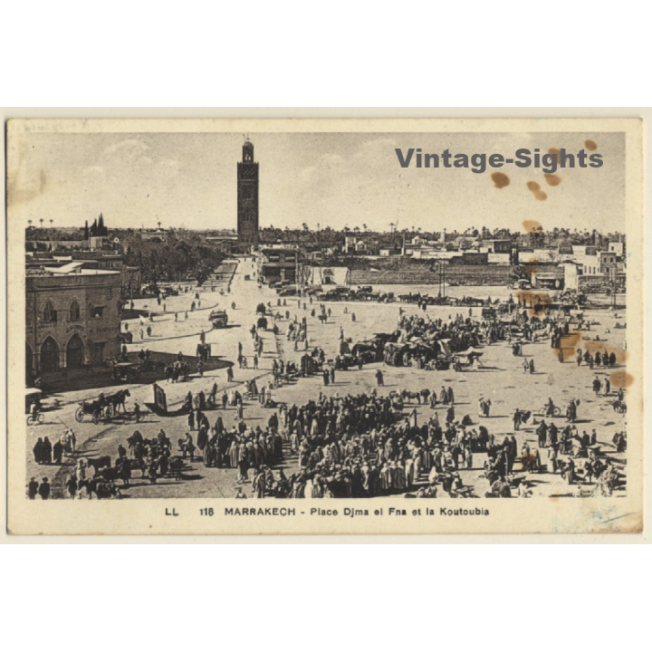 Marrakech / Morocco: Place Djma El Fna Et La Kououbia (Vintage PC 1936)