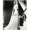 Great Take Of Marlene Dietrich In White Robe (Vintage Press Photo 1970s/1980s)