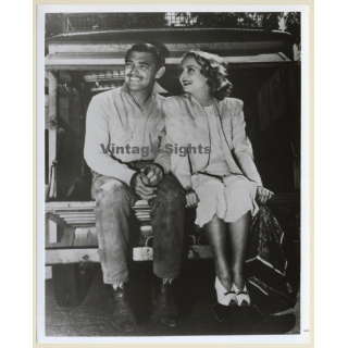 Carole Lombard & Clark Gable On Tailgate Of Dodge Truck (Vintage Press Photo 1970s/1980s)