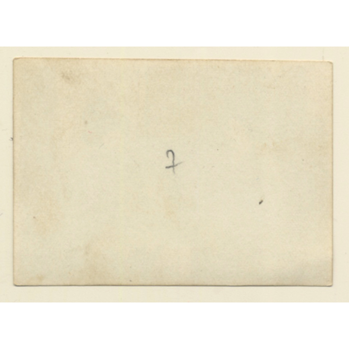 Japan: 2 Geishas Arranging Flower Bouquet / Kimono (Vintage Photo ~1930s)