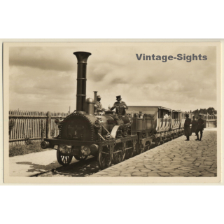 Nürnberg: Reichsbahn Ausstellung 1935 (Vintage RPPC)