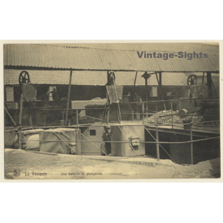 La Verrerie - Une Batterie De Gazogènes / Glass Factory (Vintage PC 1917)