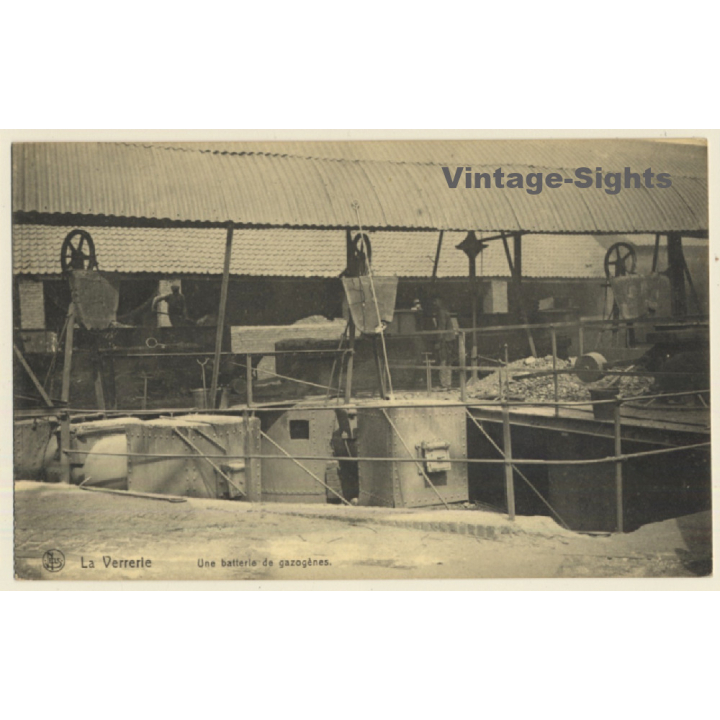La Verrerie - Une Batterie De Gazogènes / Glass Factory (Vintage PC 1917)