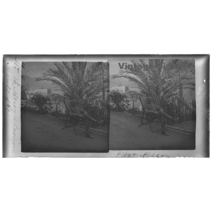 Caseron - Cinti / Bolivia: Th.Mercy In Garden Chair / Palm (Vintage Stereo Glass Plate 1921)