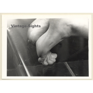 Artistic Erotic Study: Female Feet & Toes On Plexiglass*1 (Vintage Photo France B/W ~1980s)