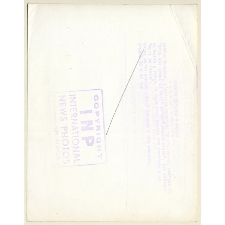 Ingrid Bergman With Bunch Of Flowers / Nuit De Paris 1948 (Vintage Press Photo)