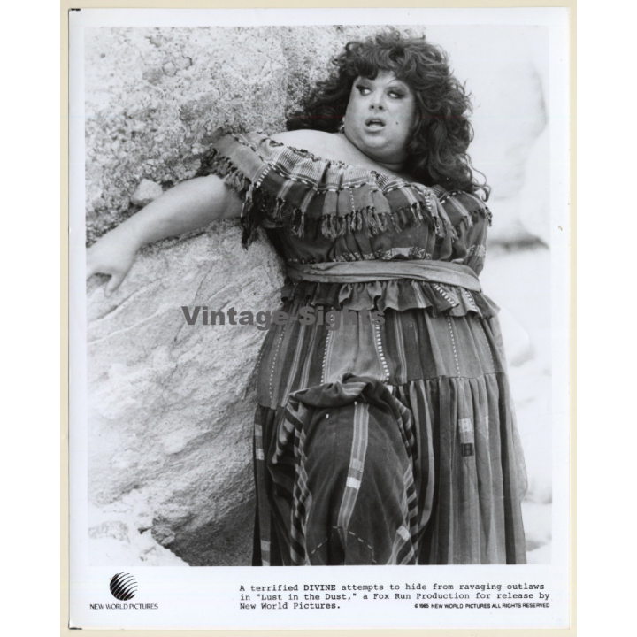 Divine: Lust In The Dust / Movie Still - DRAG QUEEN - GAY INT (Vintage Photo 1985)