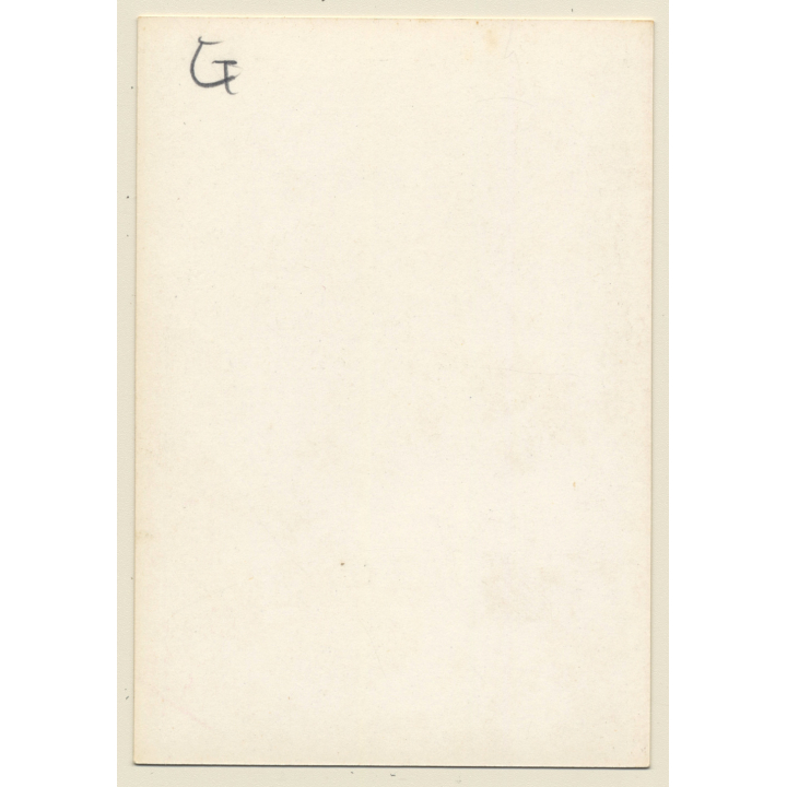 Pin-up Girl *2 / Head scarf - Black Body - Gloves (Vintage Trading Card ~1950s)