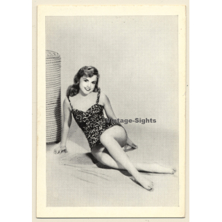 Pin-up Girl *8 / Swimsuit - Sitting (Vintage Trading Card ~1950s)