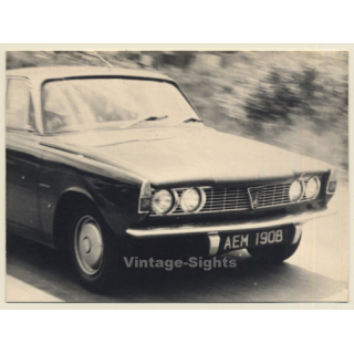 Le Mans 1964: Rover 2000 / Front View (Vintage Photo)