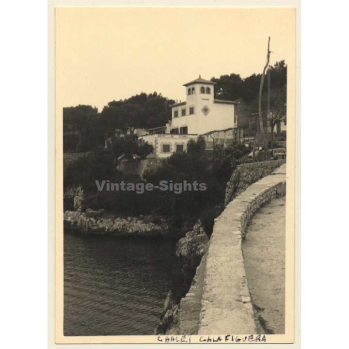 Mallorca / Spain: Cala Figuera - Chalet On Seashore (Vintage Photo  ~1960s)