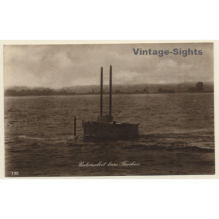 Unterseeboot Beim Tauchen / German Submarine - Deutsches U-Boot (Vintage RPPC 1915)