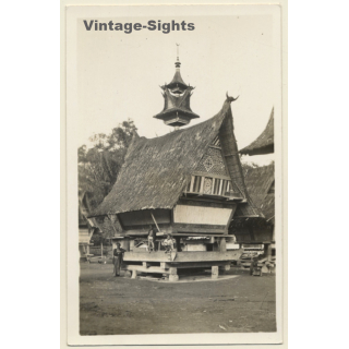 Sumatra / Indonesia: Pile Dwelling House*2 / Batak Architecture (Vintage RPPC ~1920s/1930s)