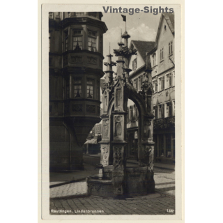 Reutlingen / Germany: Lindenbrunnen (Vintage RPPC)