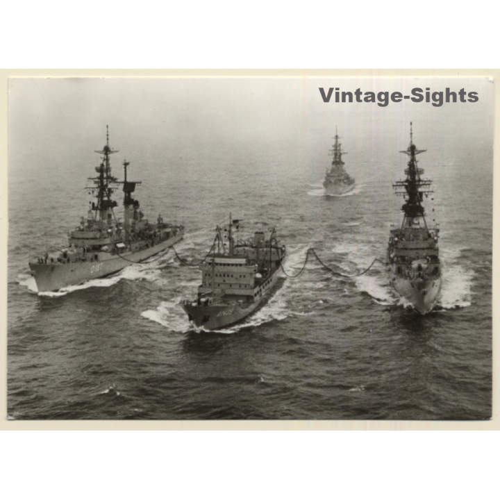 Betriebsstofftransporter Eifel & Zerstörer Lütjens Klasse (Vintage PC)