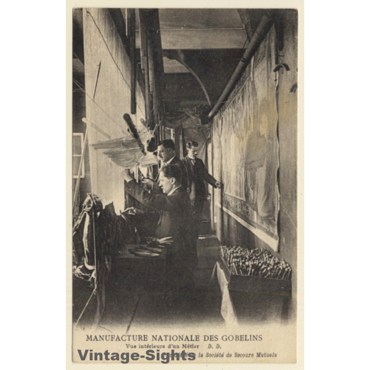 Manufacture Nationale Des Gobelins / Carpet Knotting (Vintage PC)