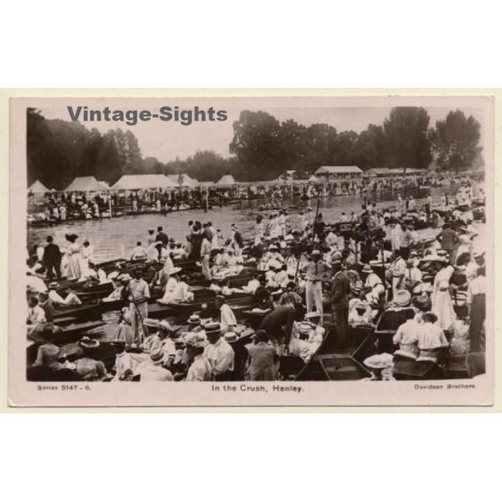Oxford / UK: Henley Royal Regatta - In The Crush - Rowing (Vintage RPPC)