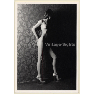 Gorden Thye: Artistic Nude Study *18 (Erotic PC Artcolor 2003)