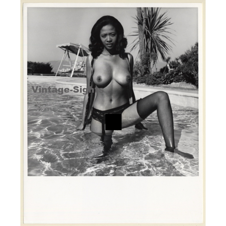 Erotic Study: Beautiful Dark-Skinned Nude In Swimming Pool (Vintage Photo KORENJAK 1970s/1980s)