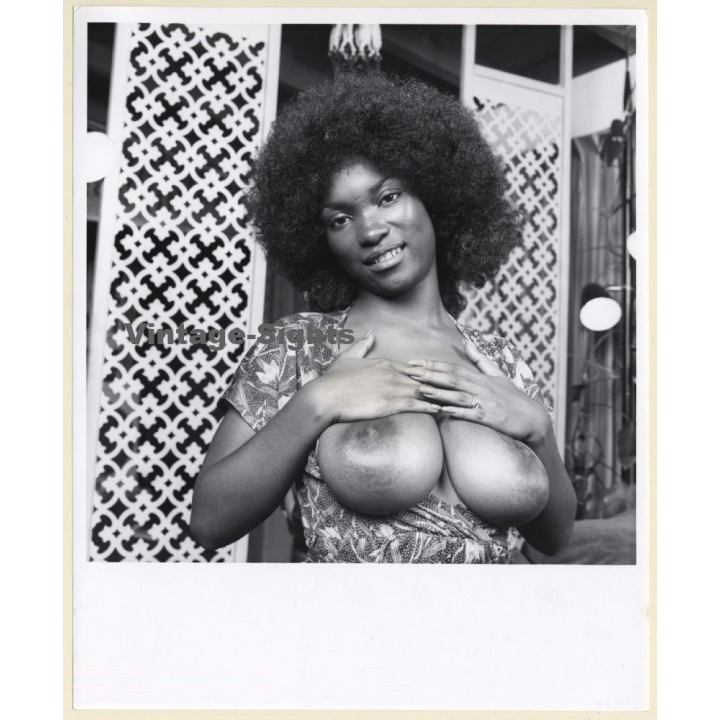 Erotic Study: Pretty Busty Dark-Skinned Semi Nude With Afro *2 (Vintage Photo KORENJAK 1970s/1980s)