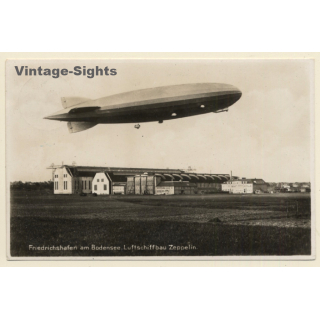 Friedrichshafen: Luftschiffbau Graf Zeppelin / Luftschiffhalle (Vintage RPPC 1934)