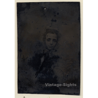 Funny Take Of Young Guy / Arcade Comic Tintype (Vintage Ferrotype Photo 1892)