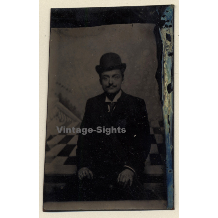 Elegant Man with Bowler Hat / Tintype (Vintage Ferrotype Photo 1890s/1900s)