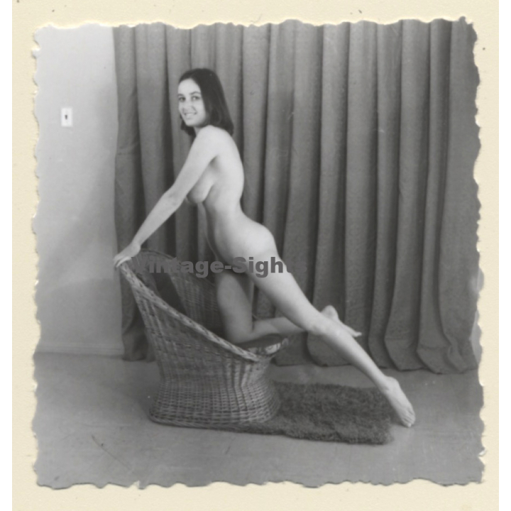 Erotic Study: Slim Nude Female Kneeling On Wicker Chair (Vintage Photo ~1960s)