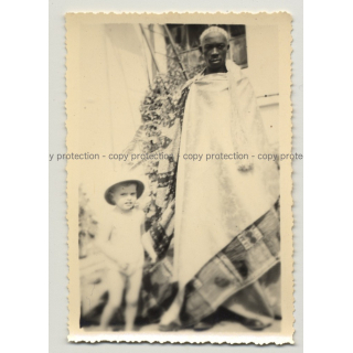 African Man In Traditional Wrapper & White Boy (Vintage Photo B/W Africa ~1940s)