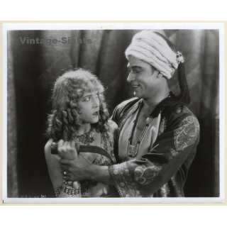 Vilma Banky & Rudolph Valentino: The Son Of Sheik (Vintage Movie Still Photo ~1970s)