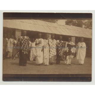 Group Of African People In Traditional Costumes / Congo? (Vintage Photo B/W 1920s/1930s)