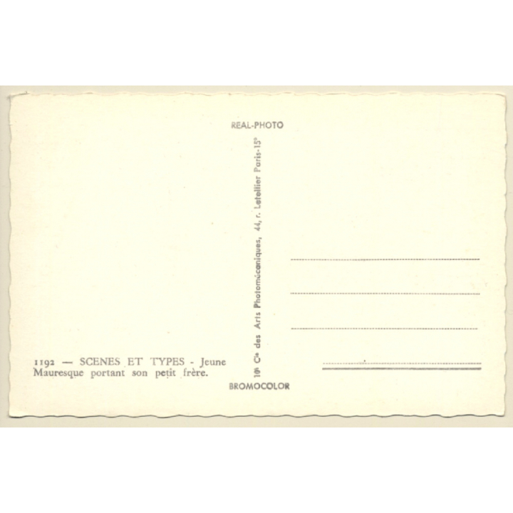 Maghreb: Mauresque Portant Son Petit Frère / Ethnic (Vintage RPPC ~1940s)