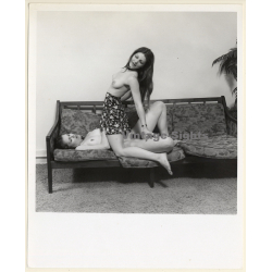 Erotic Study: 2 Nude Girlfriends Relax On Couch*2 / Lesbian INT (Vintage Photo KORENJAK 1970s/1980s)