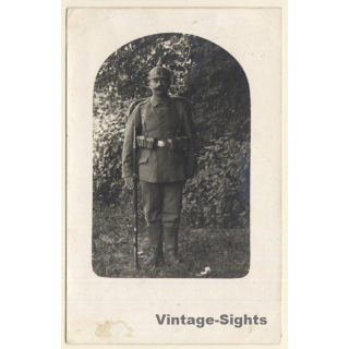 WW1: German Soldier With Backpack / Pickelhaube - Uniform (Vintage RPPC 1915)