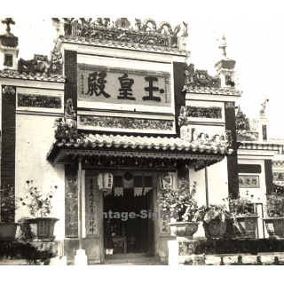 Saigon / Vietnam: Jade Emperor Pagoda (Vintage Stereo Glass Plate ~1920s/1930s)