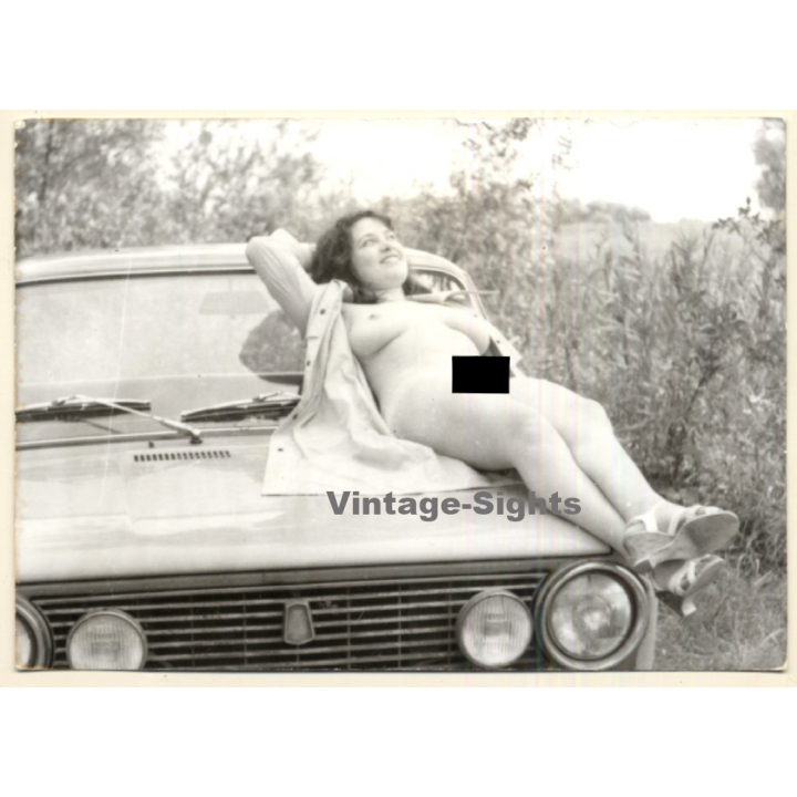 Erotic Study: Natural Nude On Bonnet Of Car *2 (Vintage Photo GDR ~1970s/1980s)