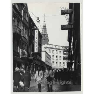 Bankhaus von der Heydt-Kersten & Söhne / Wuppertal-Elberfeld? (Vintage Photo 1960s)